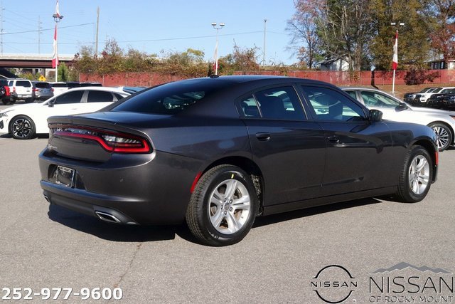Used 2022 Dodge Charger SXT image 5