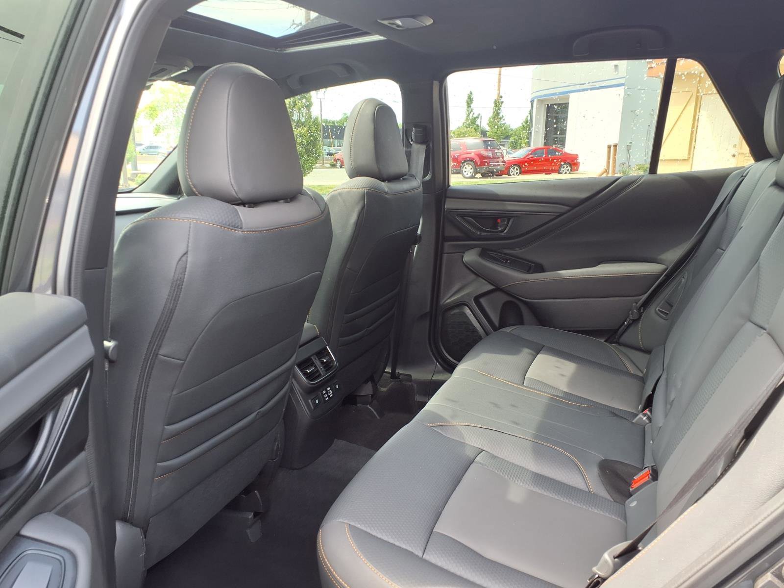 Used 2025 Subaru Outback Wilderness AWD/4WD image 33