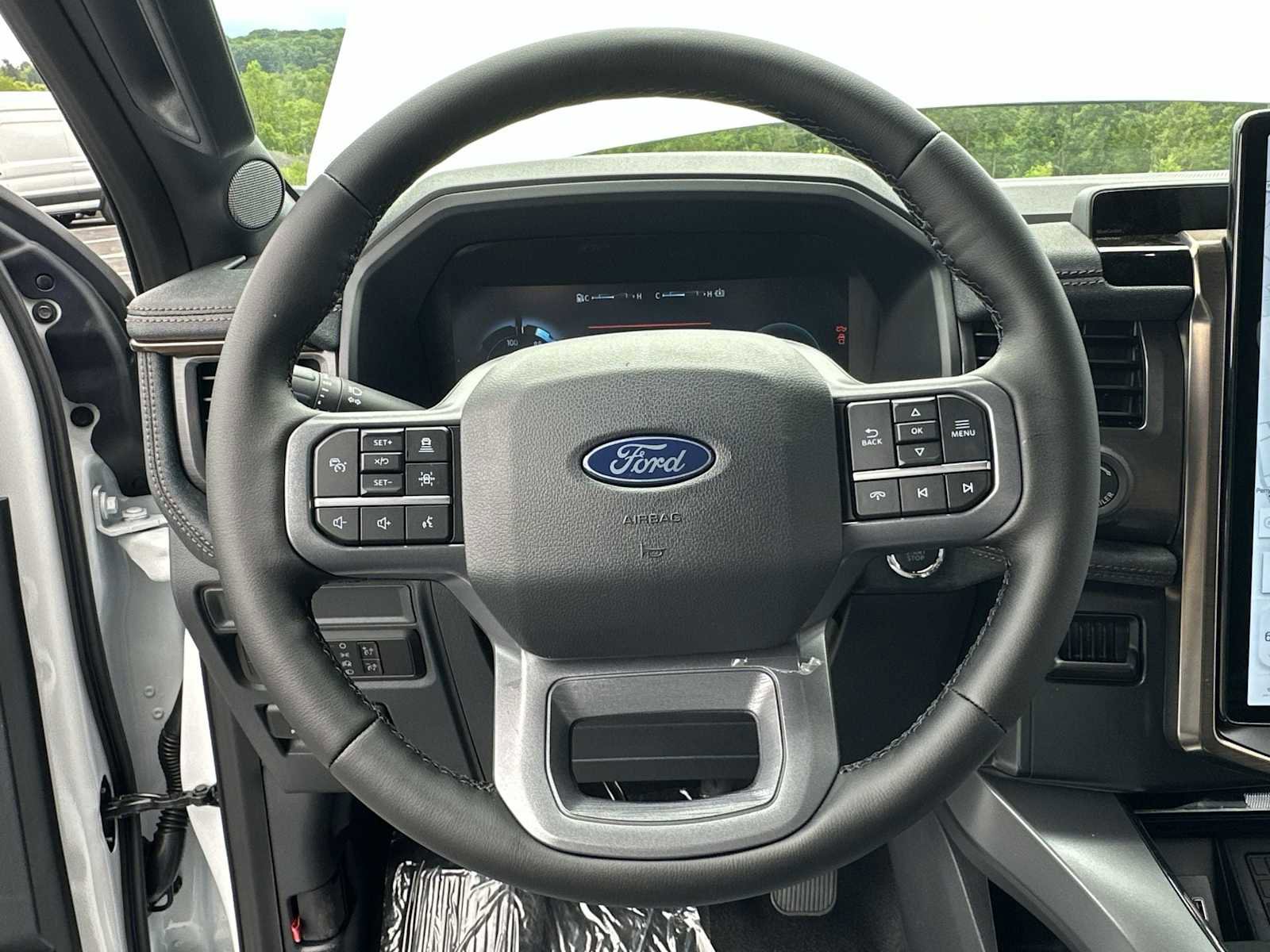 New 2025 Ford F150 Lightning Lariat image 8