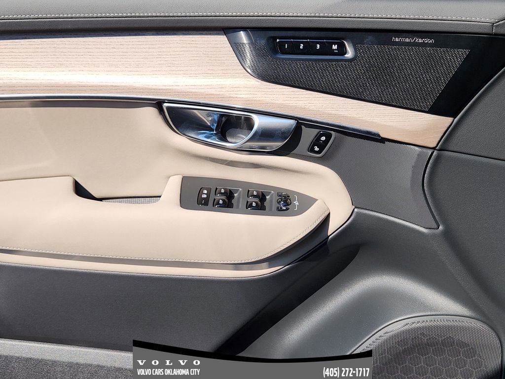 New 2026 Volvo XC90 B6 Ultra w/ Protection Package Premier image 22