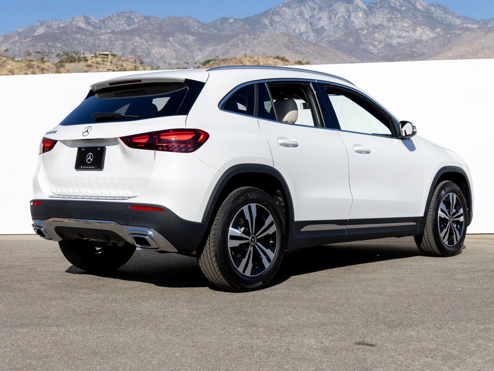 New 2026 Mercedes-Benz GLA 250 image 8