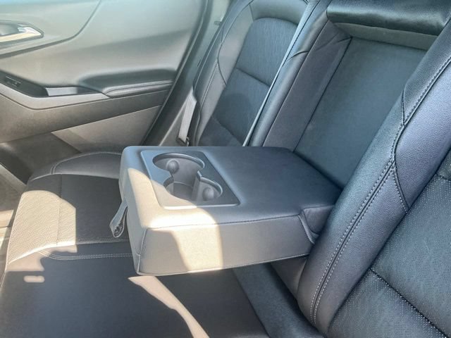 Used 2025 Chevrolet Equinox LT w/ Convenience Package II FWD image 34