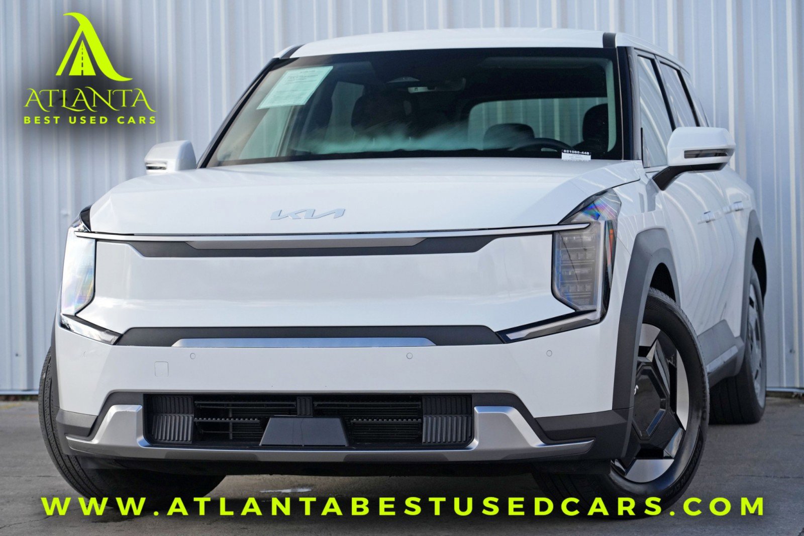 Used 2024 Kia EV9 Light Long Range image 1