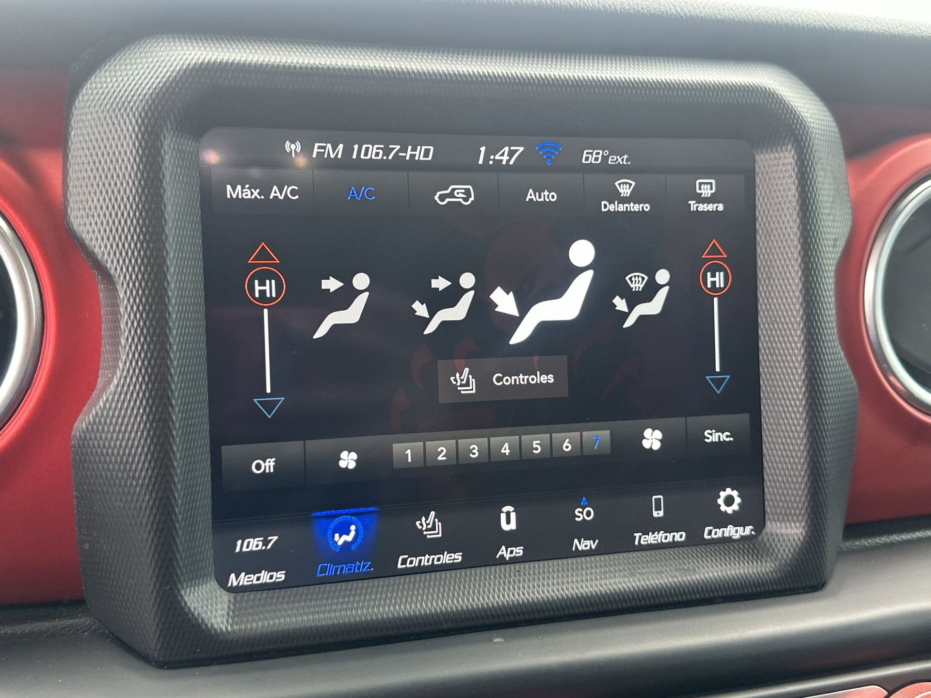 Used 2021 Jeep Wrangler Unlimited Rubicon image 12