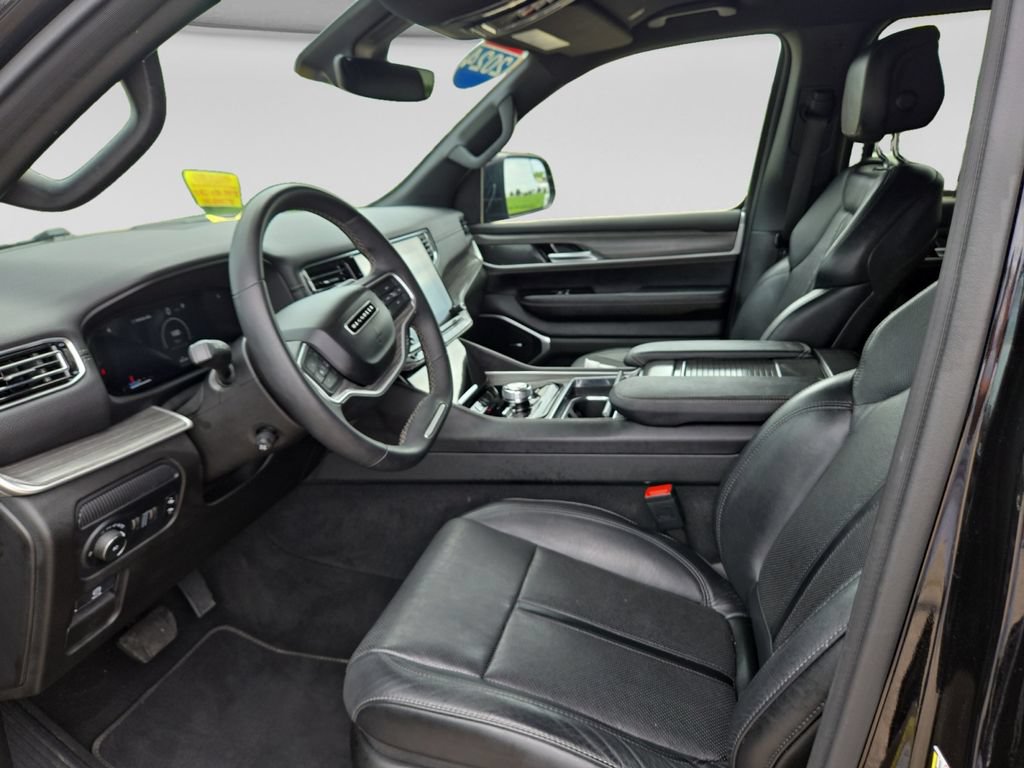 Used 2024 Jeep Wagoneer Series II AWD/4WD image 22