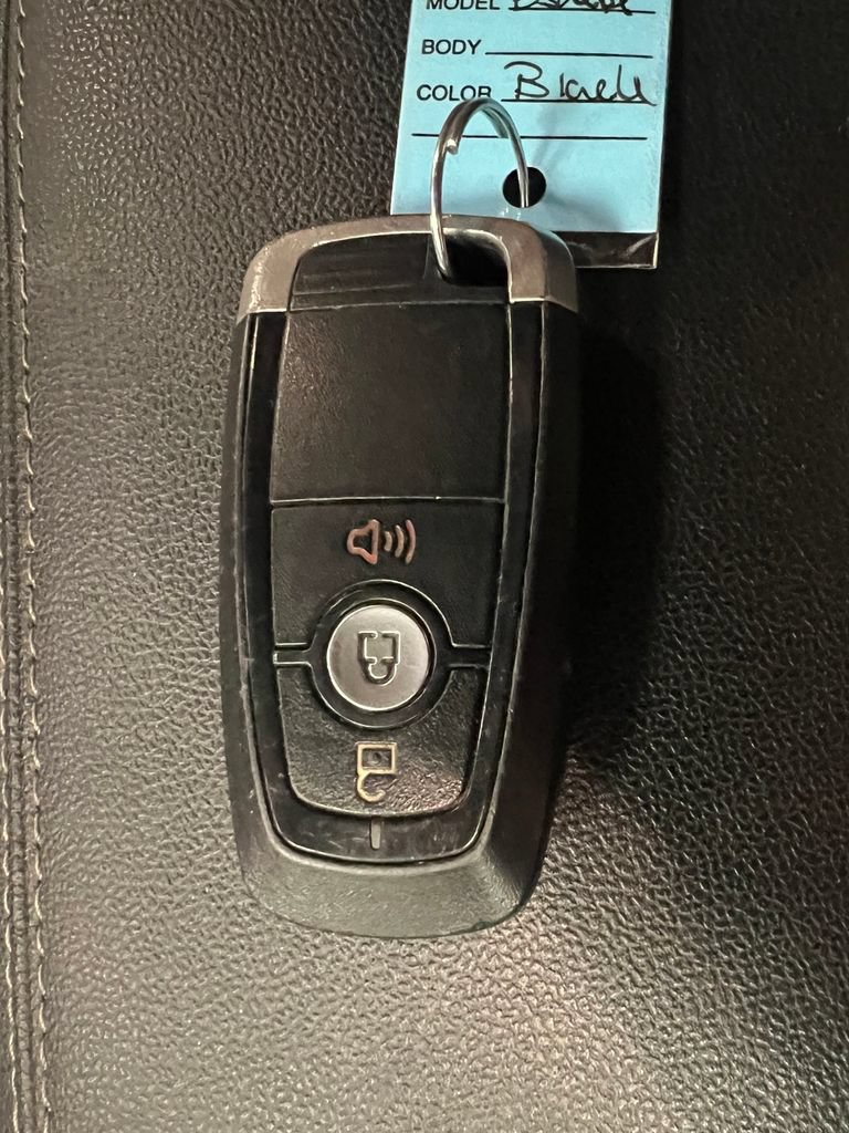 Used 2020 Ford Escape SE FWD image 32