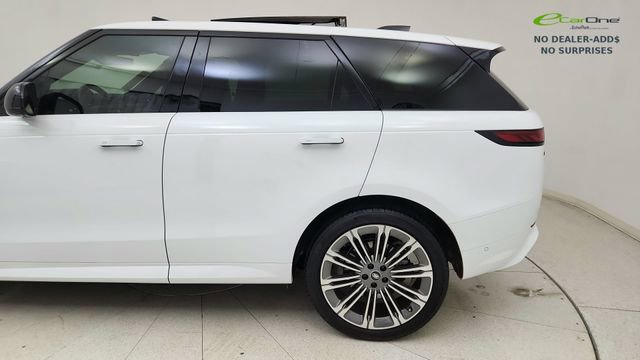 Used 2025 Land Rover Range Rover Sport Dynamic SE AWD/4WD image 10