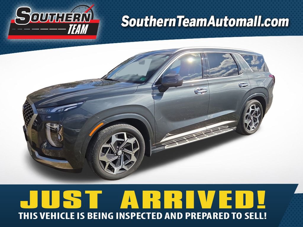 Used 2022 Hyundai Palisade Calligraphy w/ Winter Package image 1