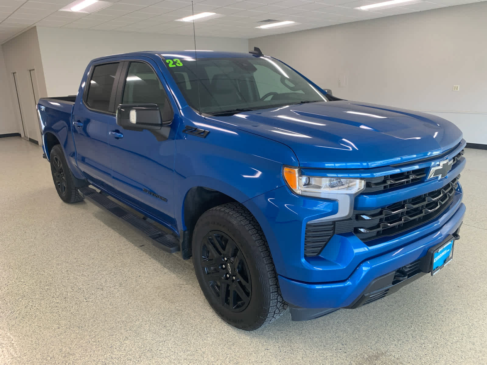 Used 2023 Chevrolet Silverado 1500 RST AWD/4WD image 4