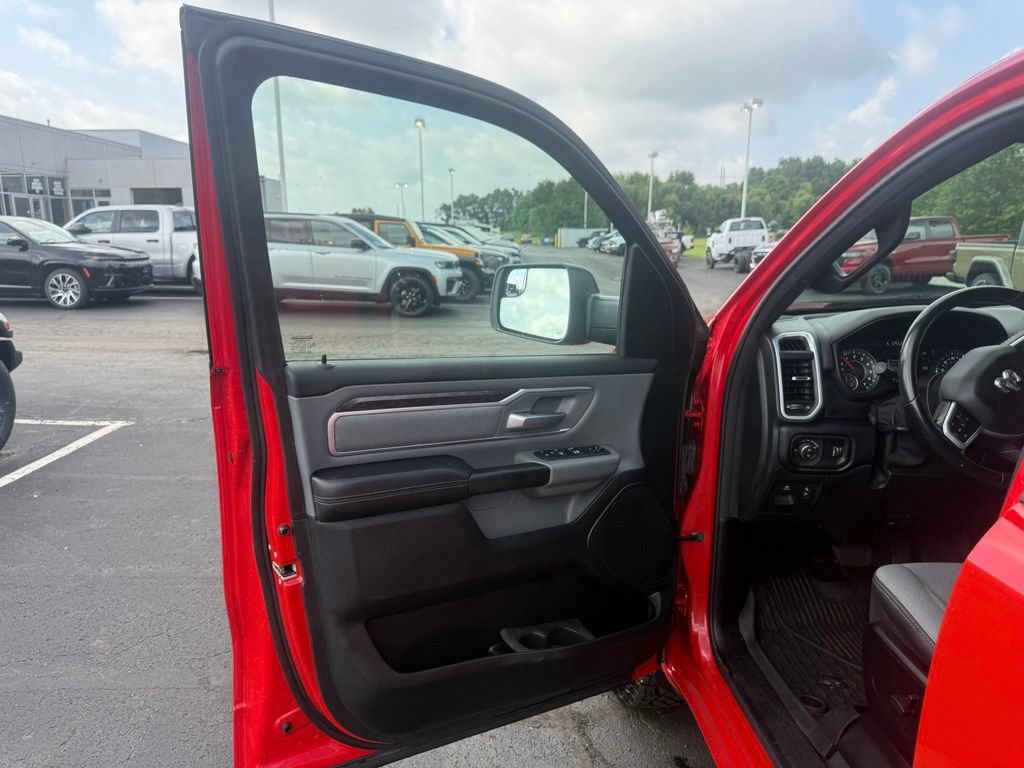 Used 2021 RAM 1500 Big Horn AWD/4WD image 11