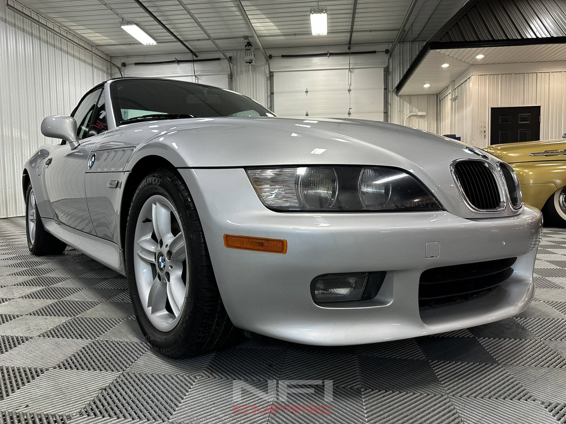Used 2000 BMW Z3 2.5i image 24