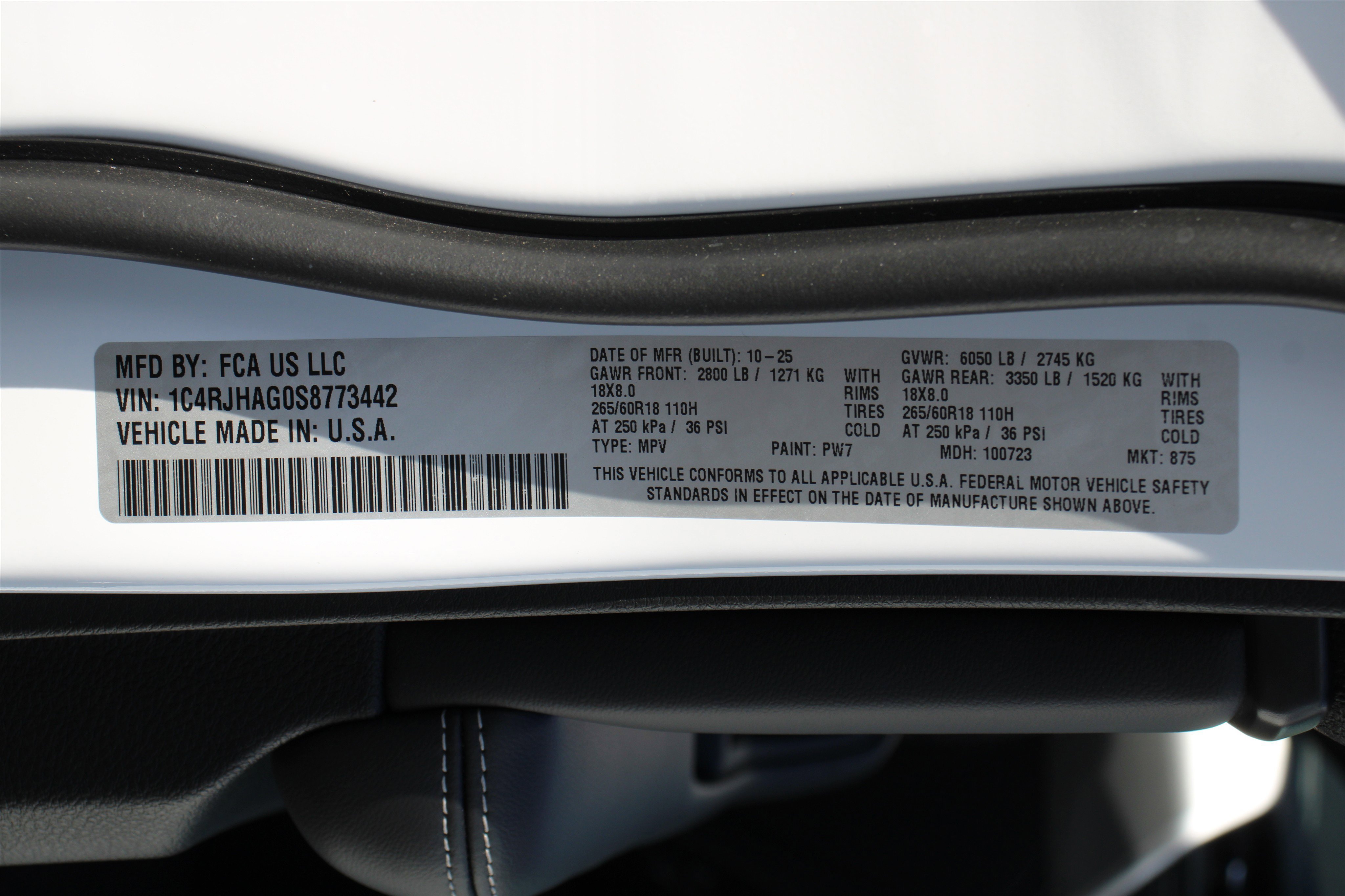 New 2025 Jeep Grand Cherokee Laredo w/ Luxury Tech Group I image 40