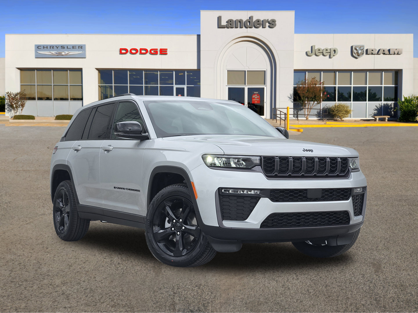 New 2026 Jeep Grand Cherokee Limited w/ Limited Altitude Package