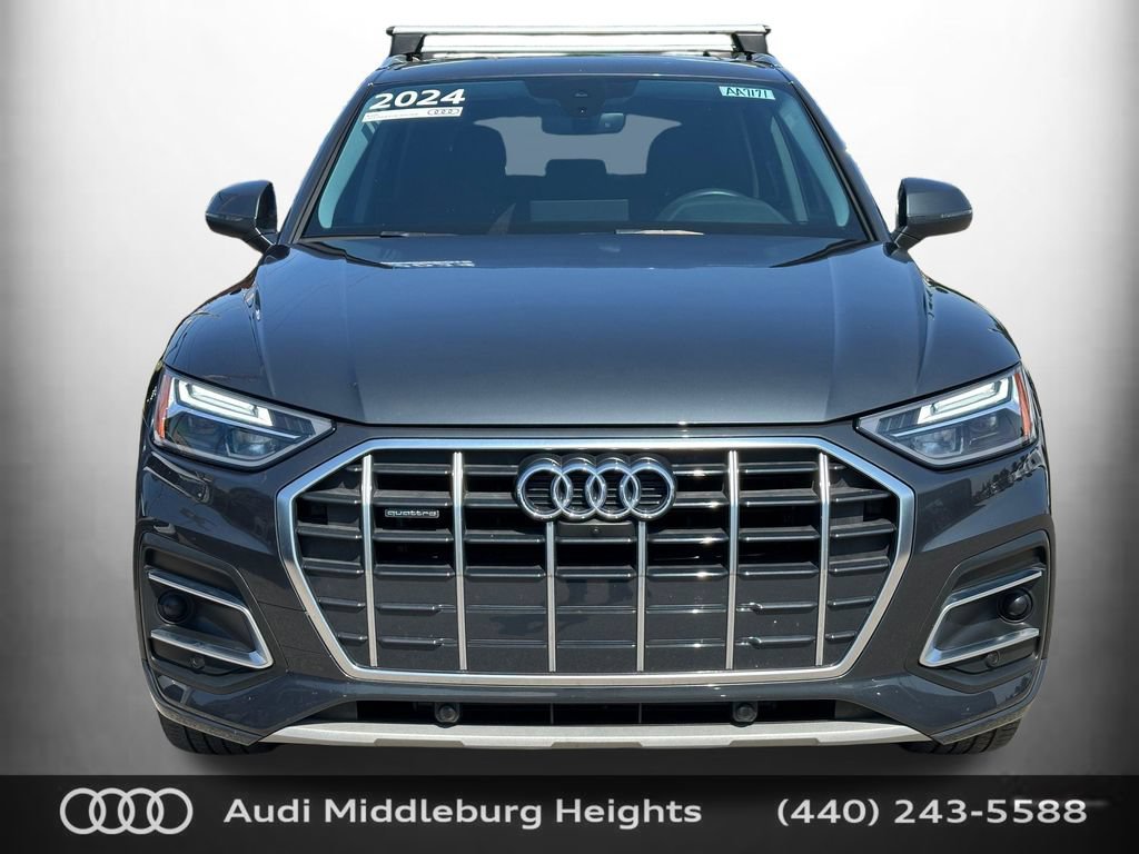 Used 2024 Audi Q5 Premium Plus AWD/4WD image 2