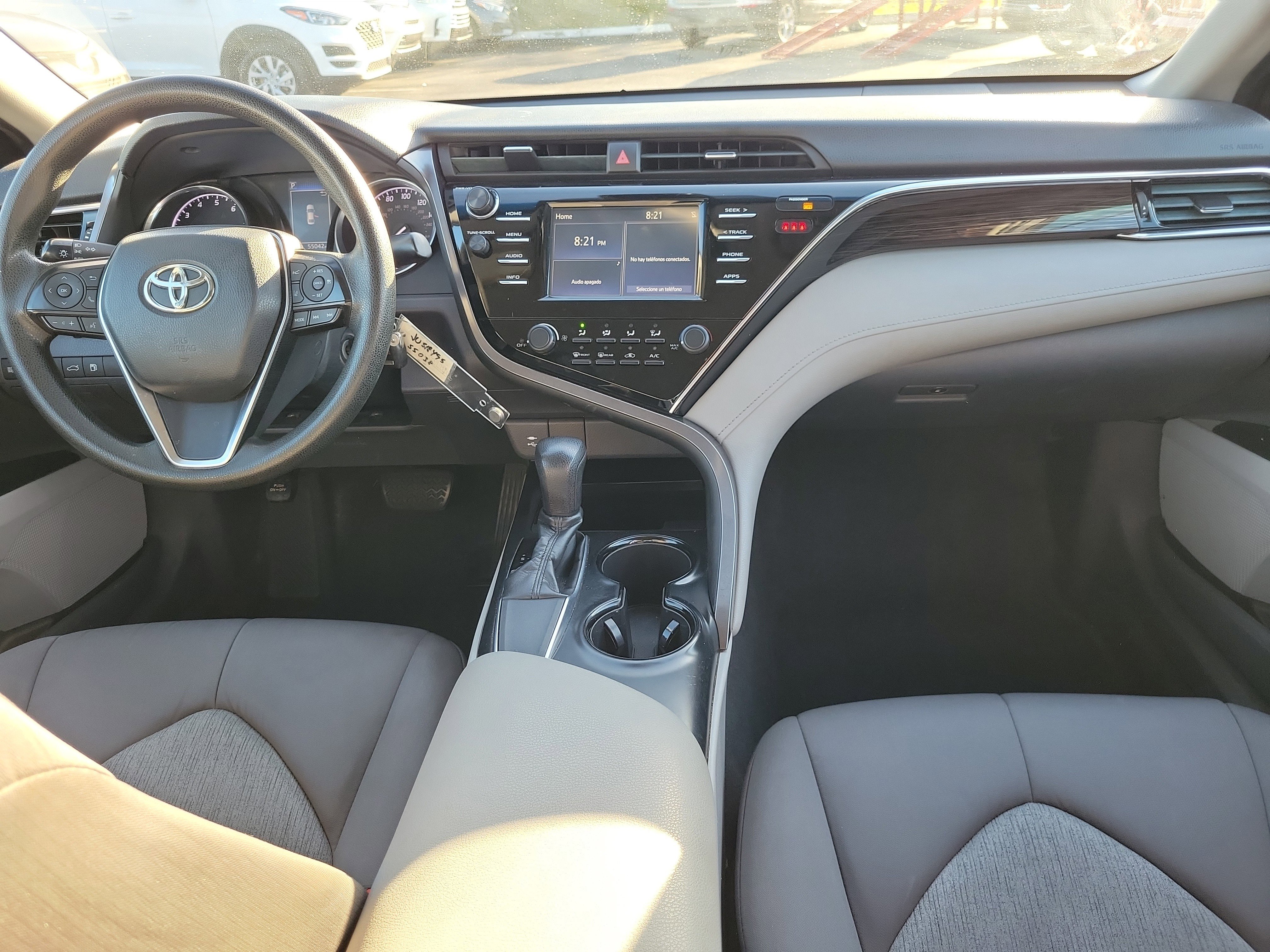 Used 2018 Toyota Camry SE image 15