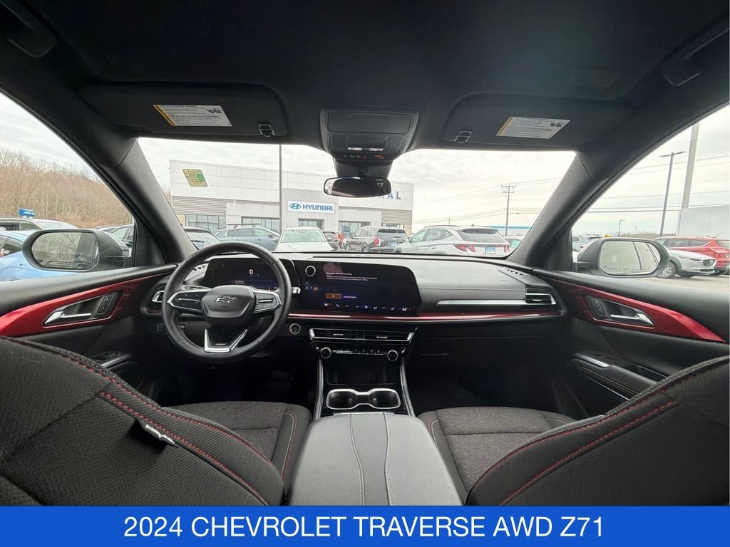 Used 2024 Chevrolet Traverse Z71 AWD/4WD image 27