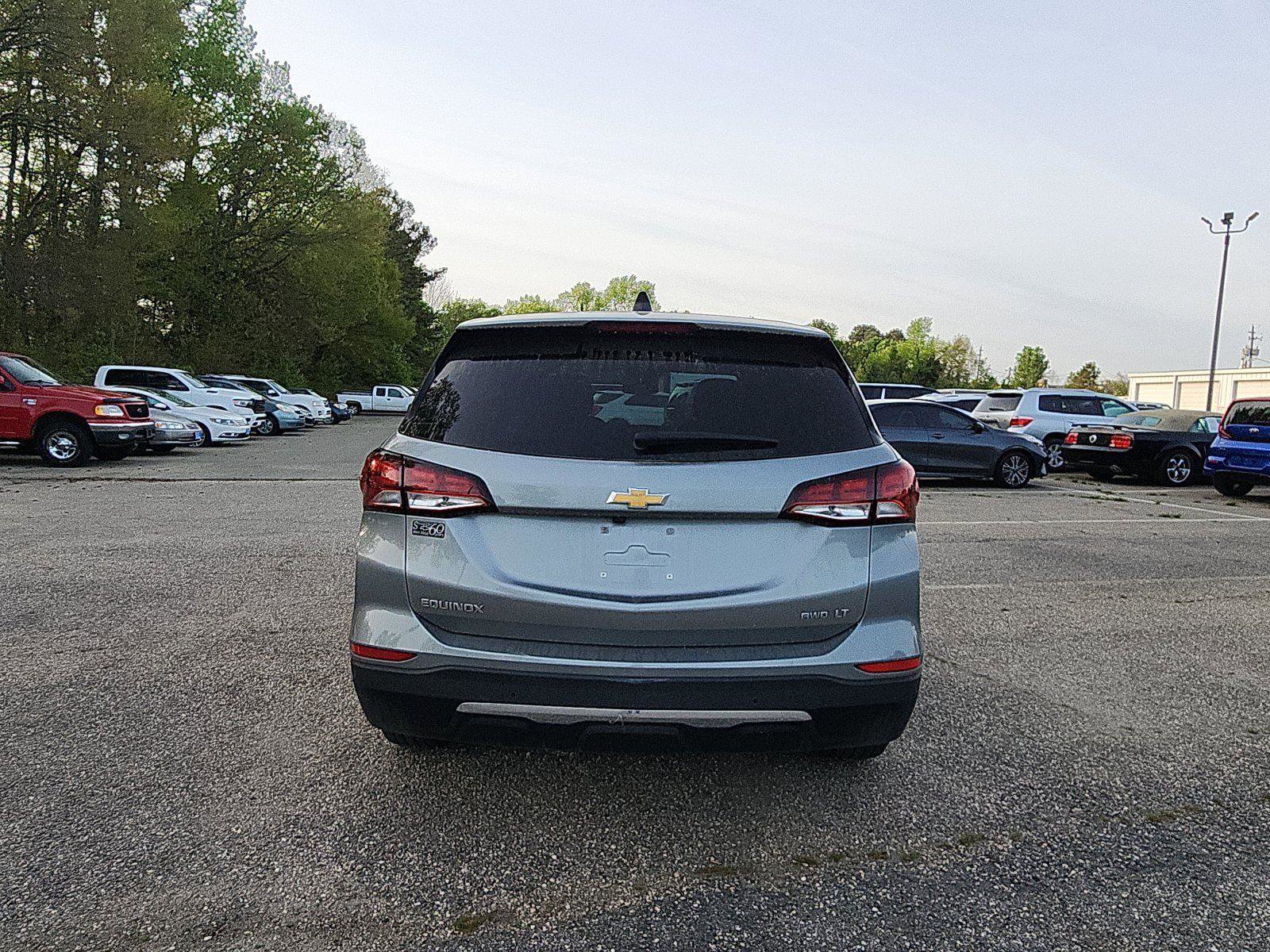 Used 2023 Chevrolet Equinox LT image 4