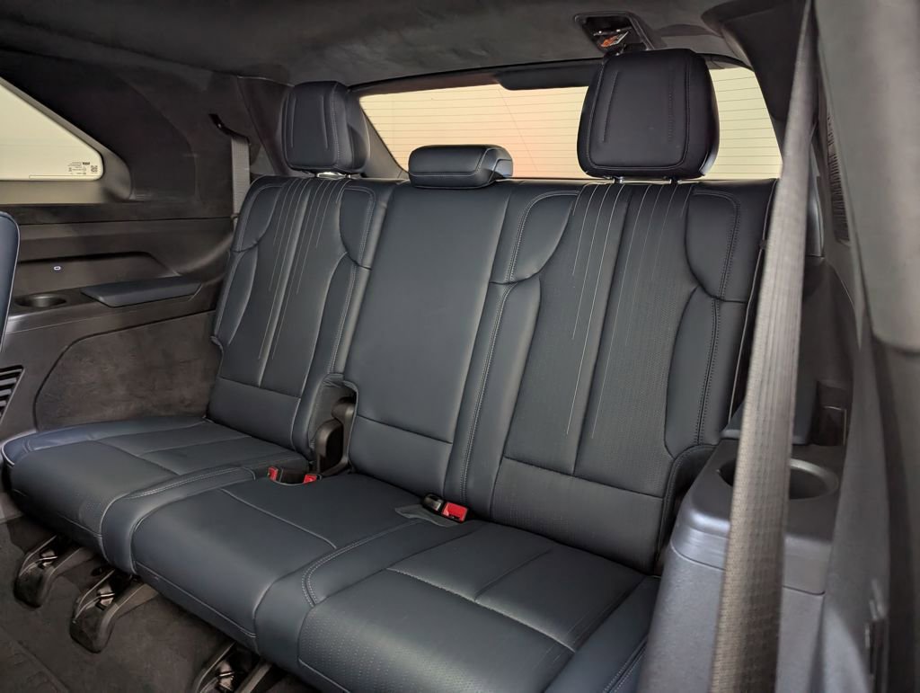 Used 2025 Cadillac Escalade IQ Luxury 2 w/ LPO, Premium Carpet Package image 24