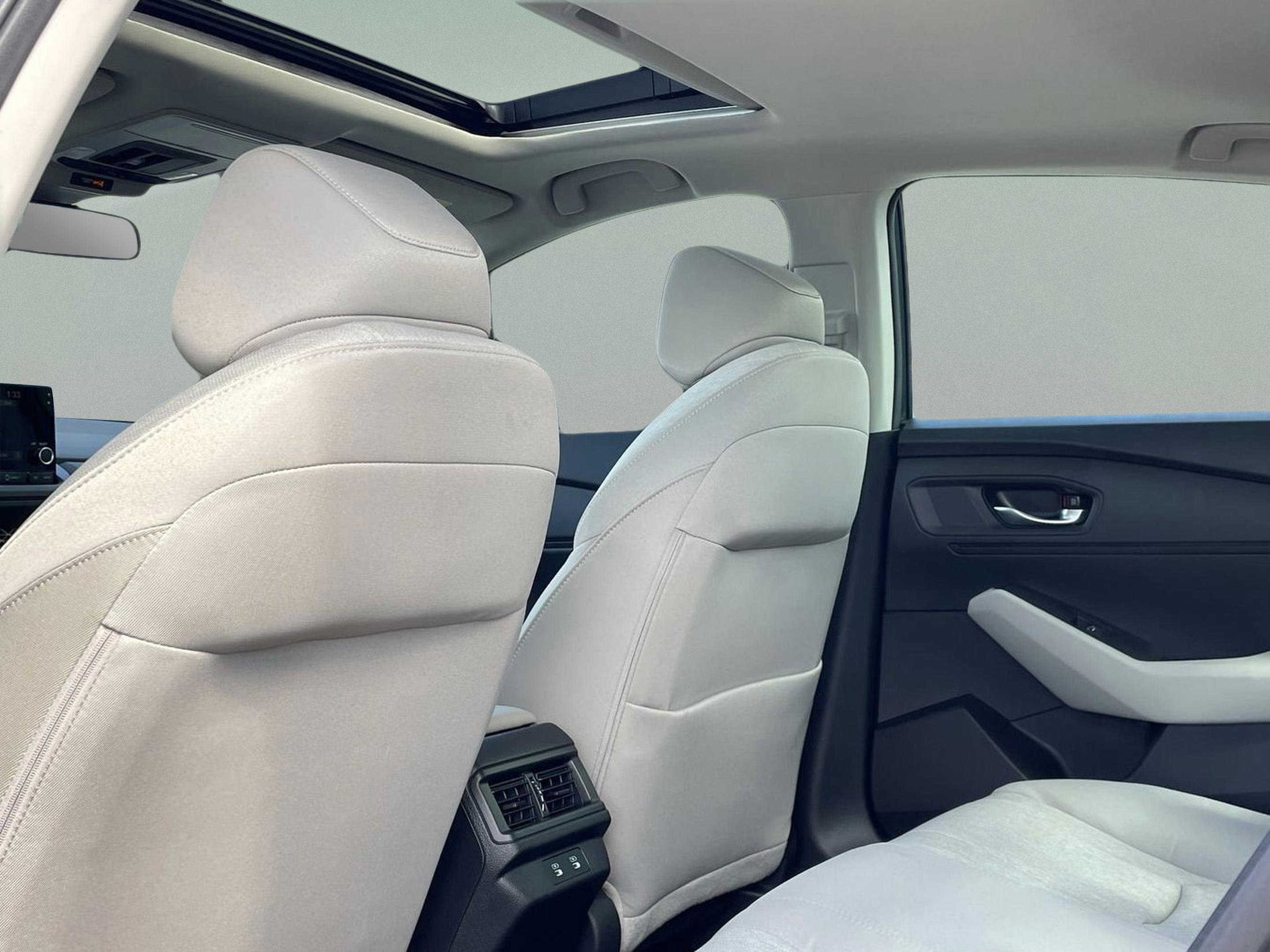 New 2025 Honda Accord SE image 23