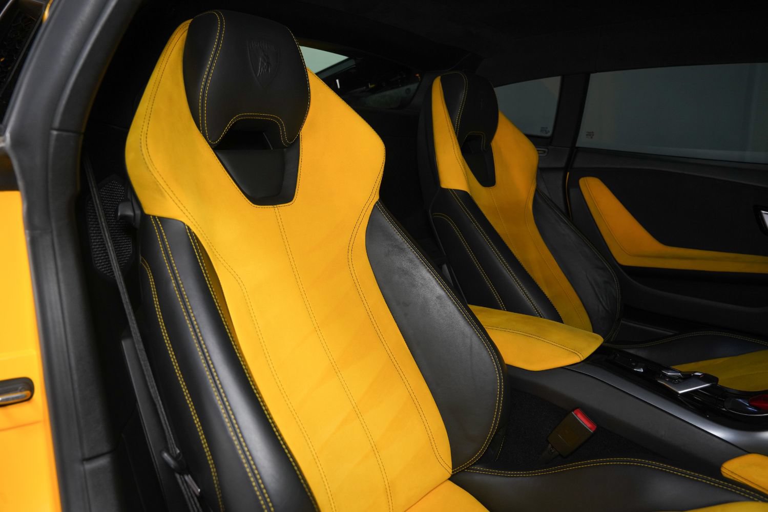 Used 2015 Lamborghini Huracan LP 610-4 AWD/4WD image 27