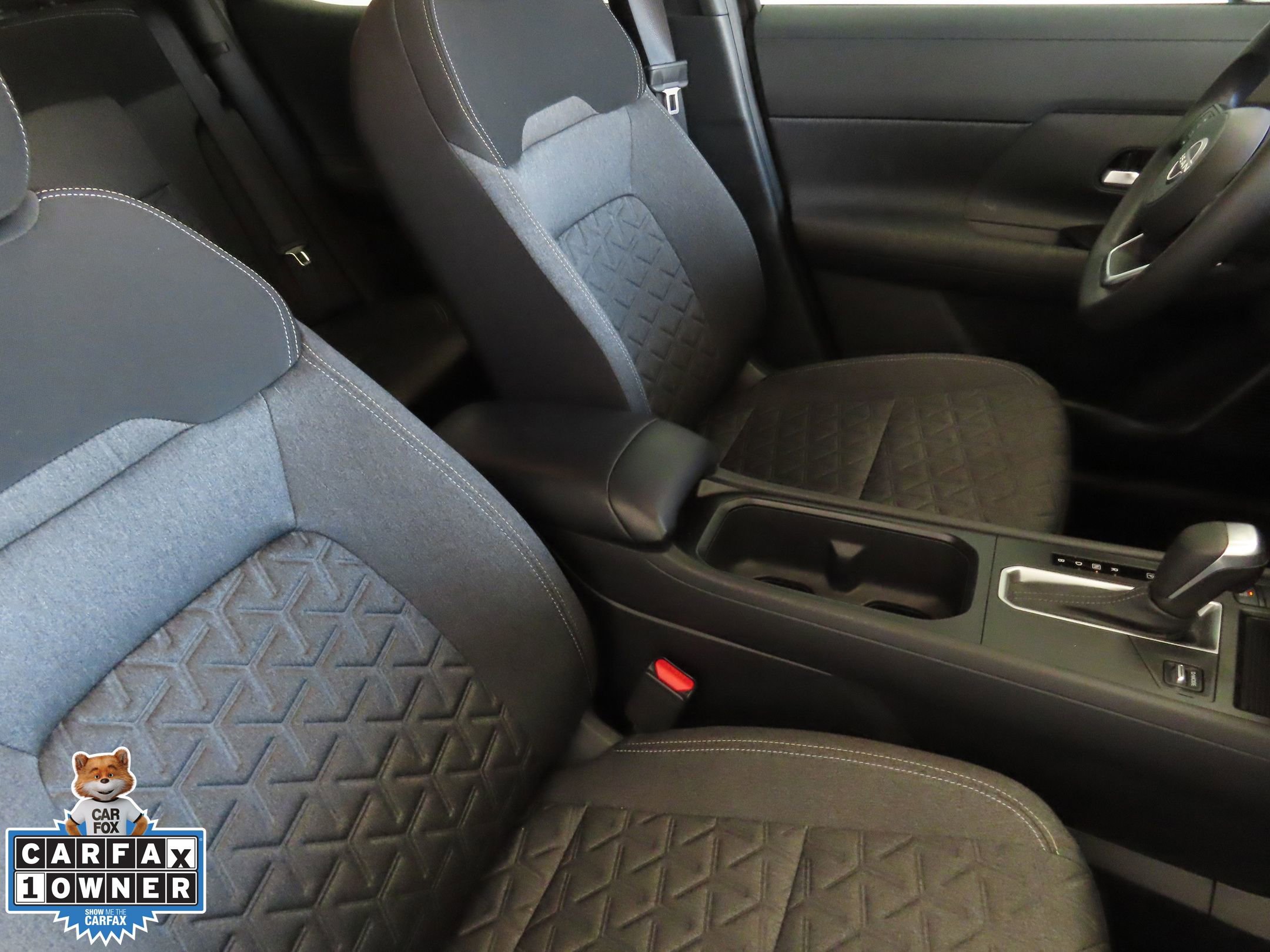 Used 2025 Nissan Kicks SV image 26