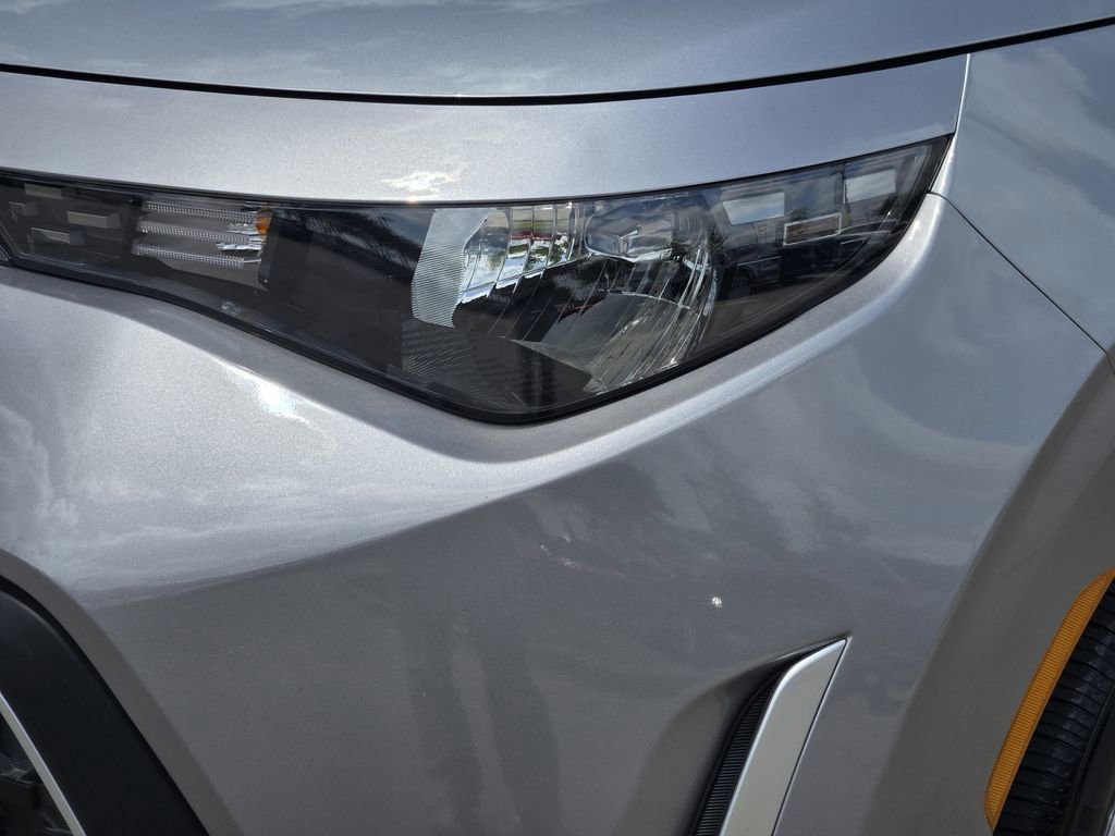Certified 2025 Kia Soul LX w/ LX Technology Package FWD image 15