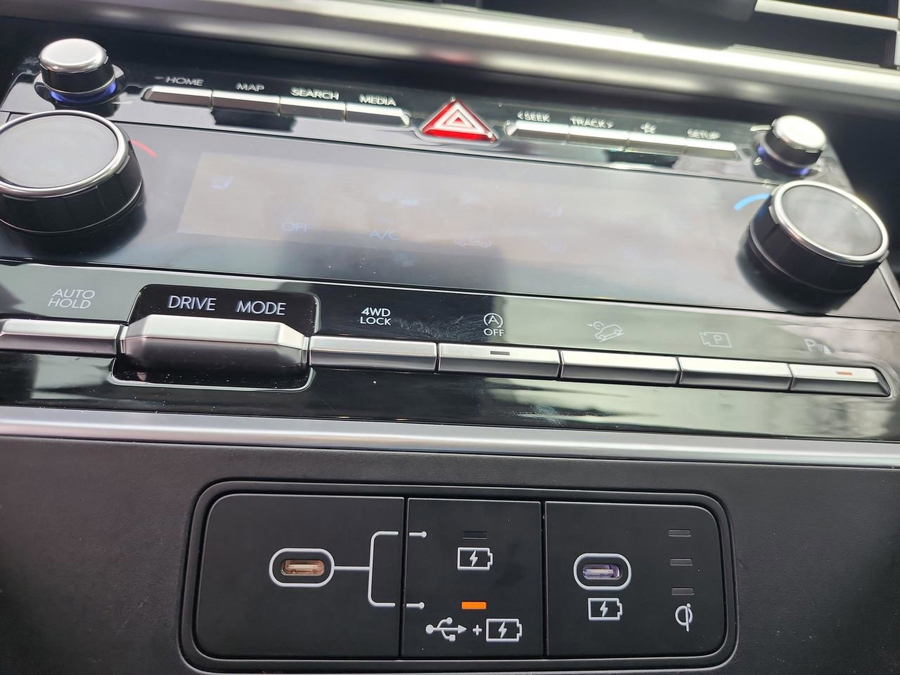 Used 2024 Hyundai Santa Fe XRT image 27