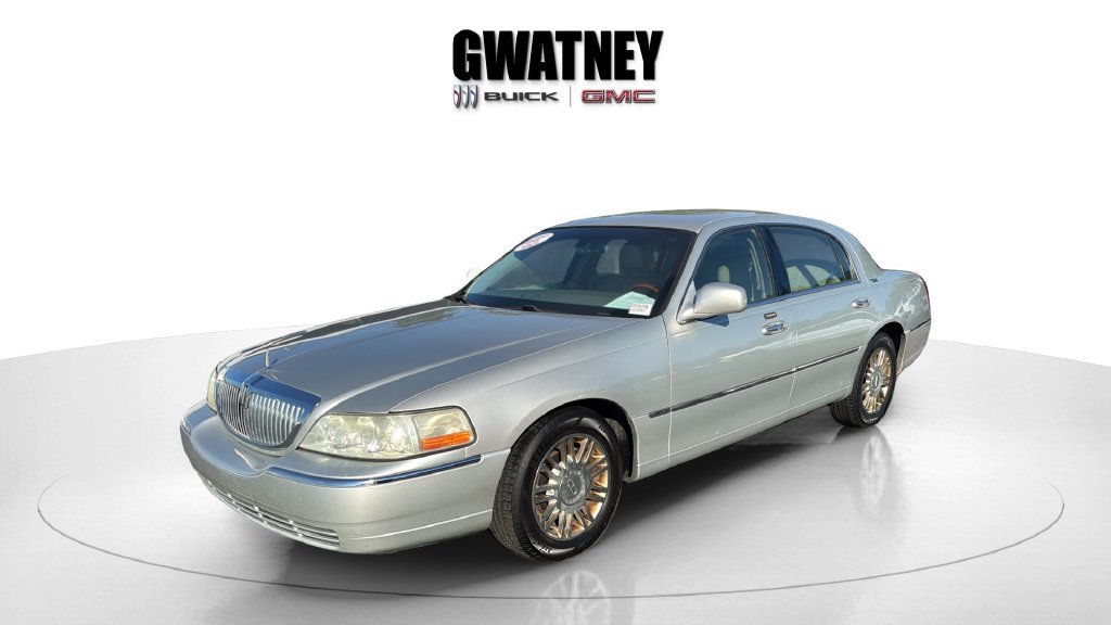 Used 2009 Lincoln Town Car Signature Limited