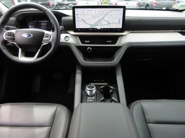 Certified 2025 Ford Explorer Active w/ Active Comfort Package image 21