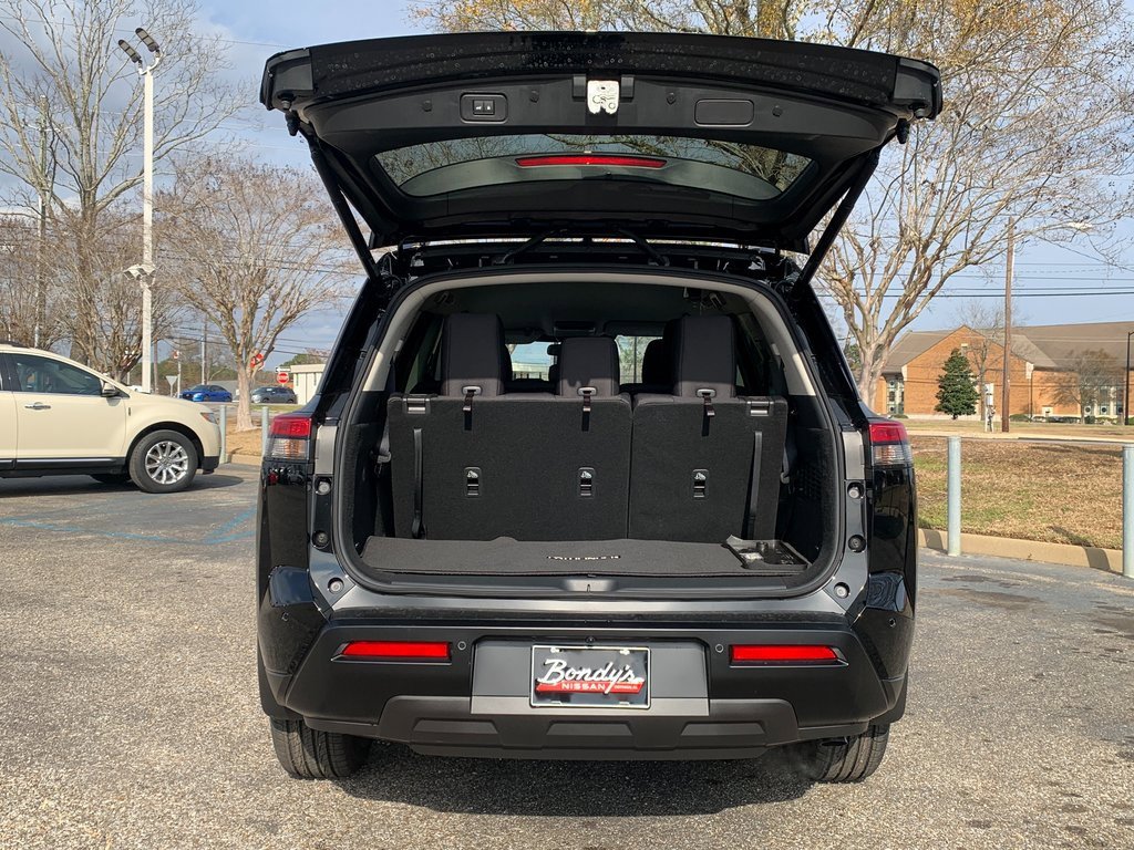 New 2026 Nissan Pathfinder SV image 5