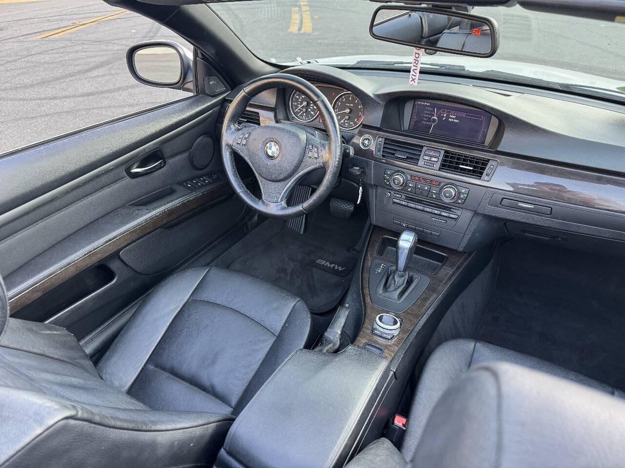 Used 2011 BMW 328i Convertible RWD image 8