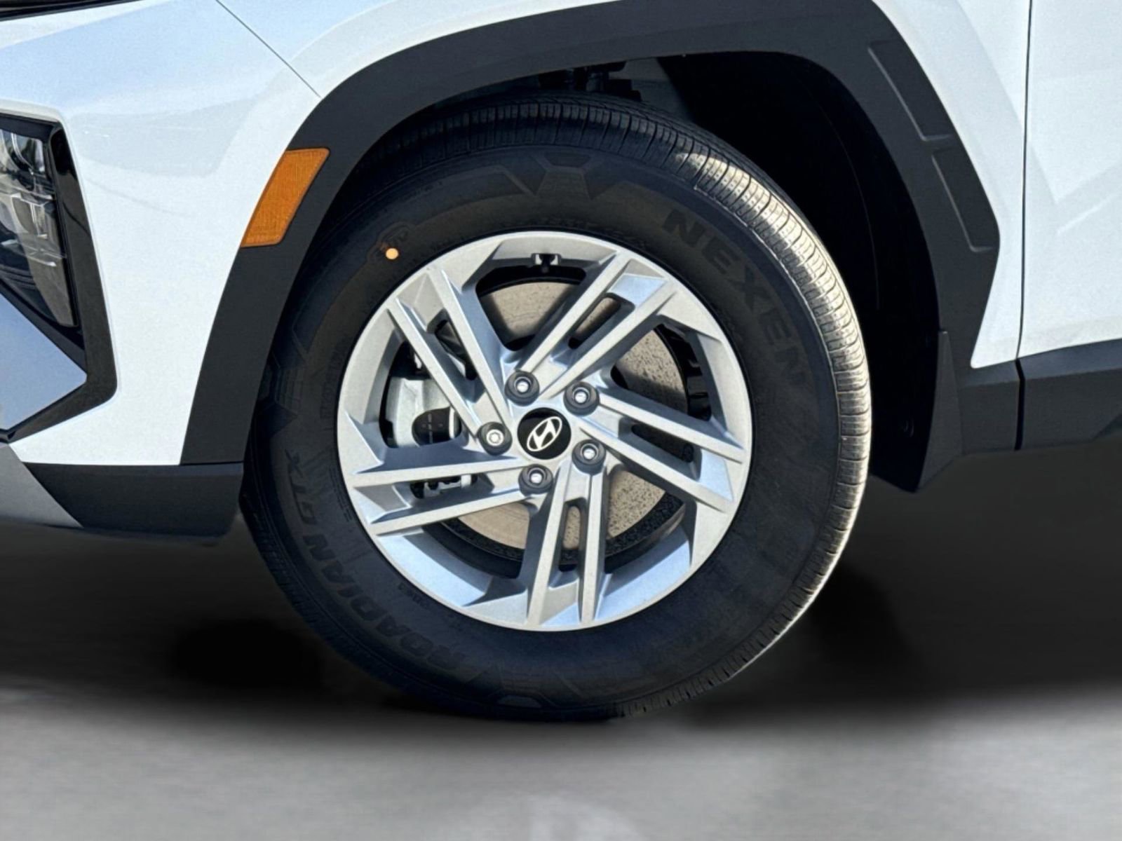 New 2026 Hyundai Tucson SE image 30