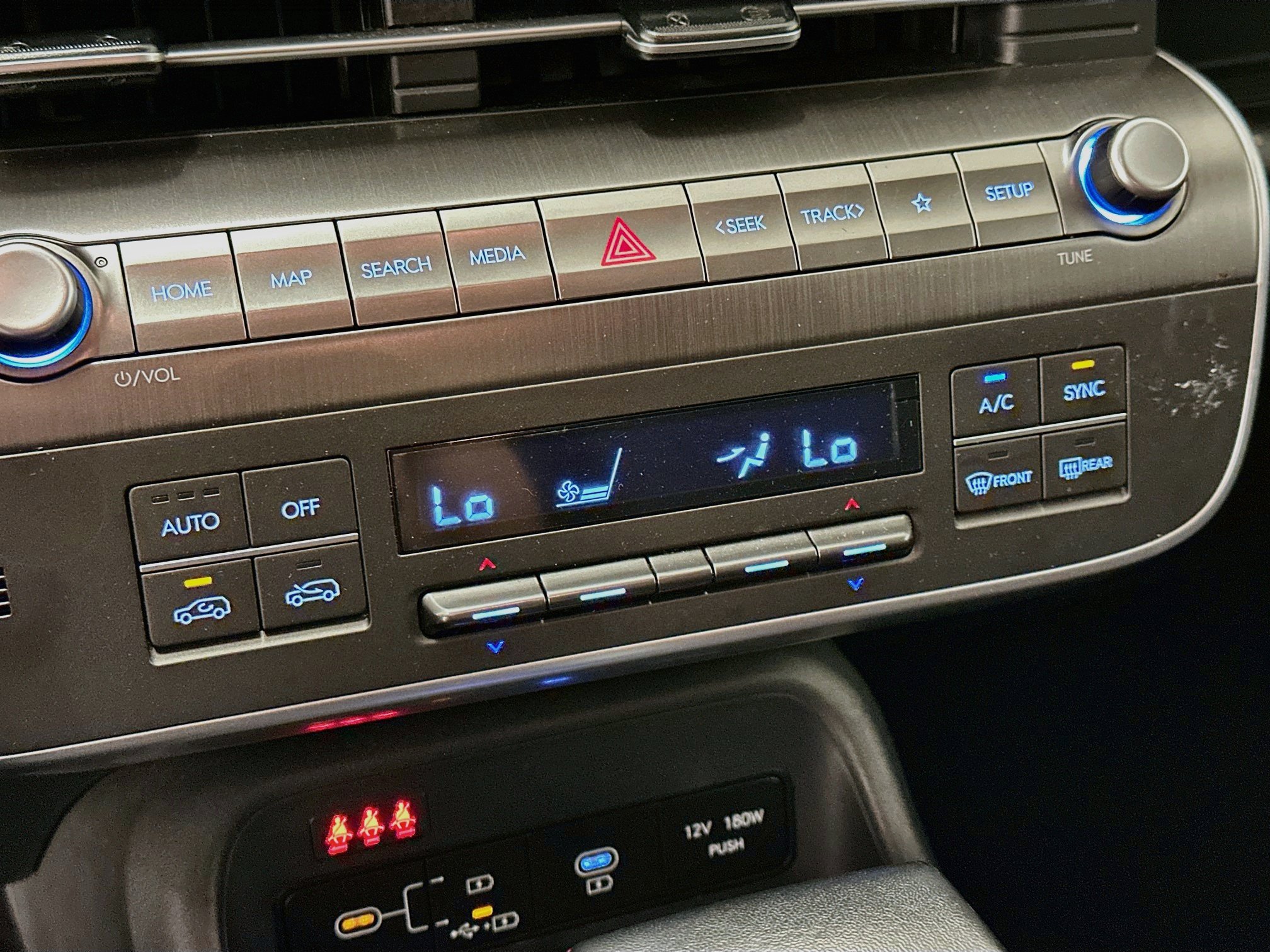Used 2025 Hyundai Kona SEL AWD/4WD image 24