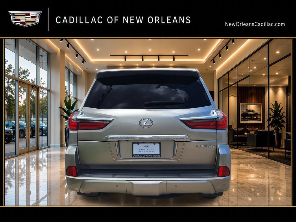 Used 2021 Lexus LX 570 4WD w/ Luxury Package image 4