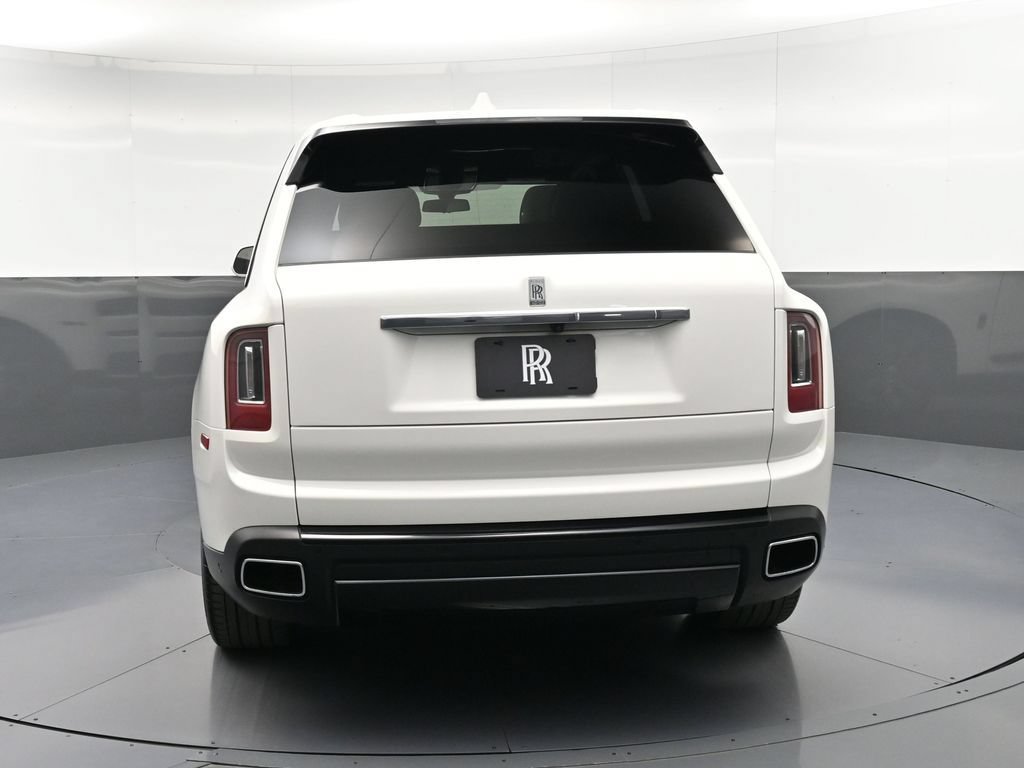 Certified 2022 Rolls-Royce Cullinan w/ Dark Exterior Package AWD/4WD image 7