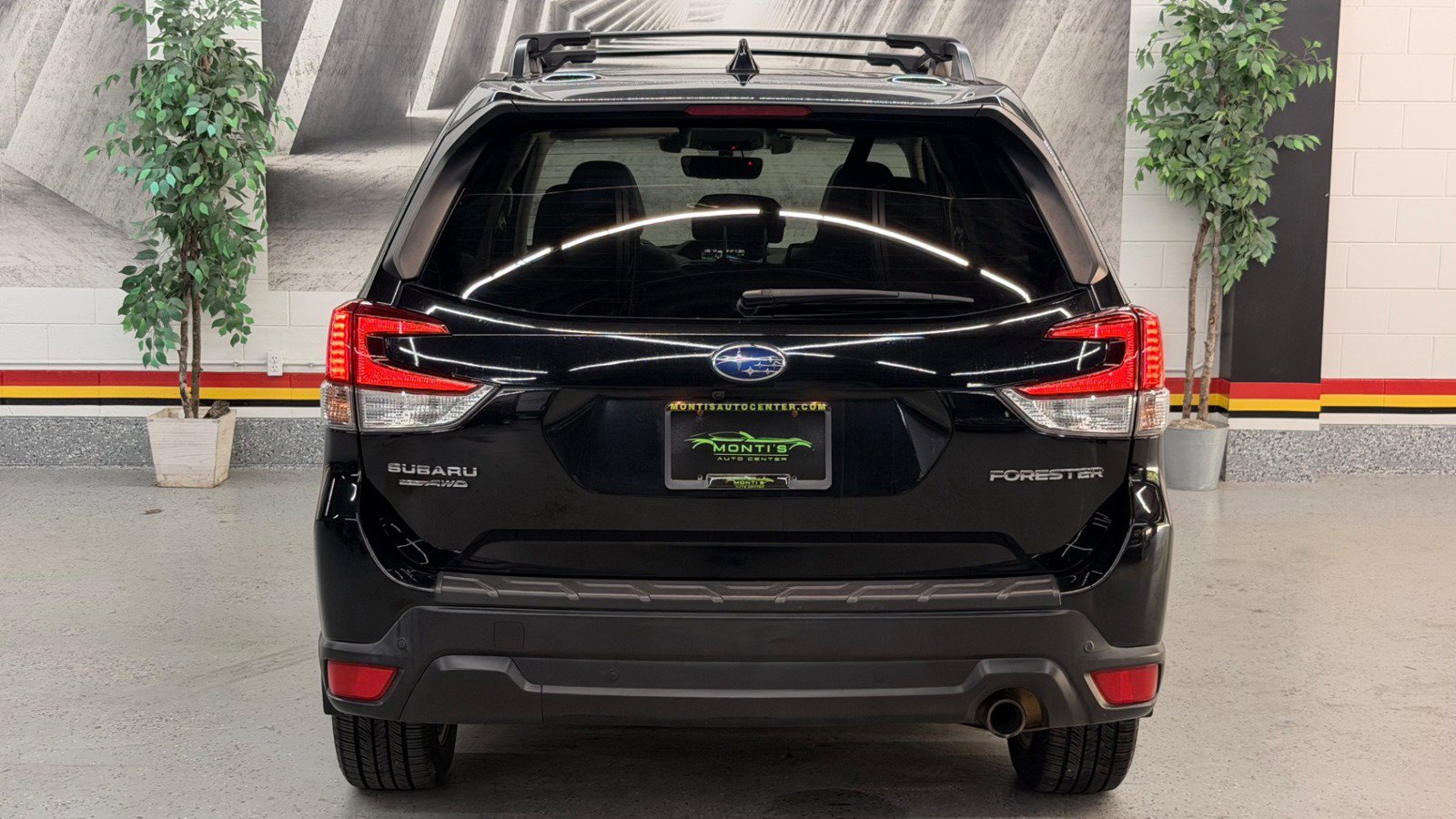 Used 2019 Subaru Forester Limited w/ Popular Package #3 AWD/4WD image 8