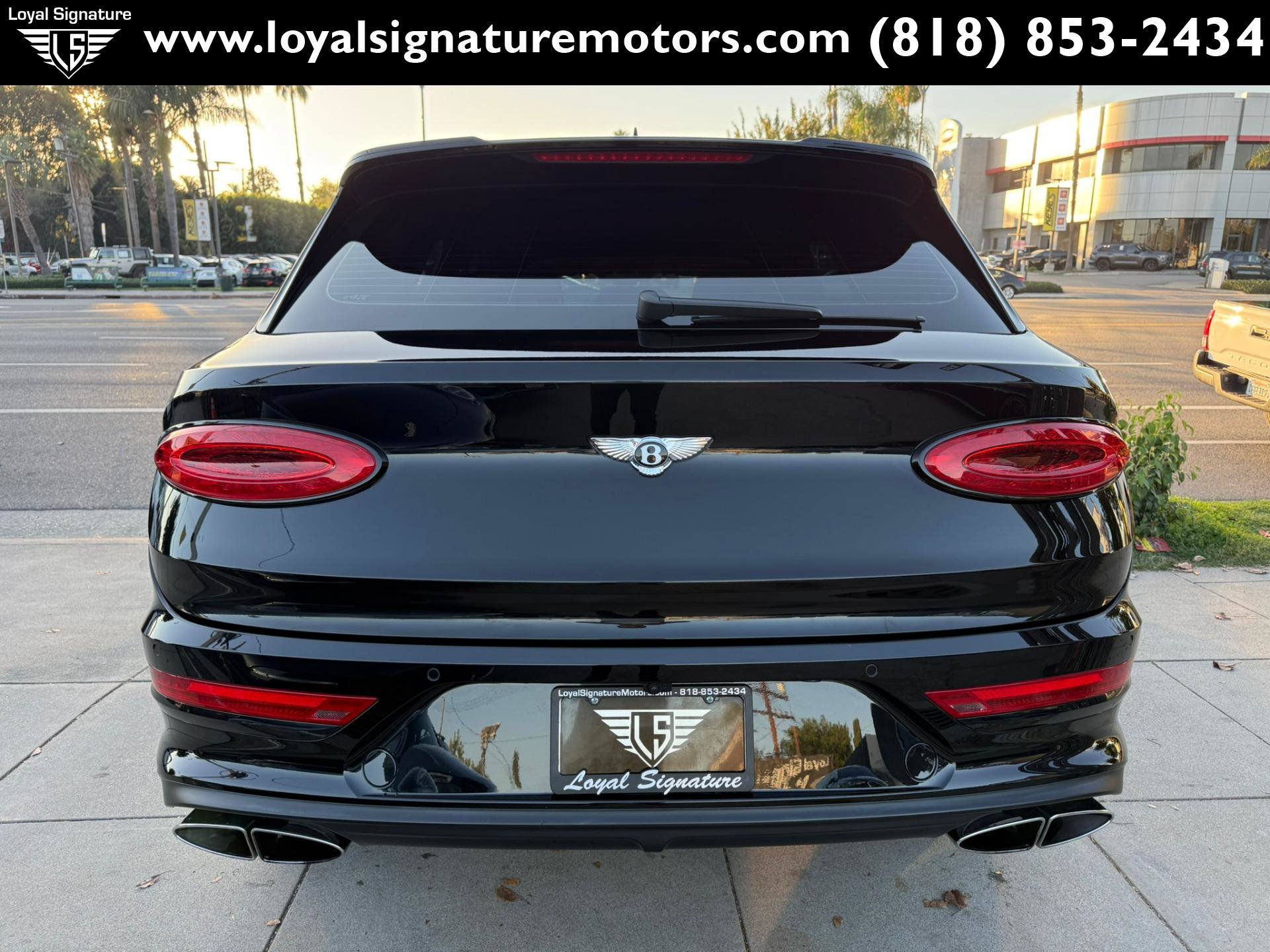 Used 2021 Bentley Bentayga image 6