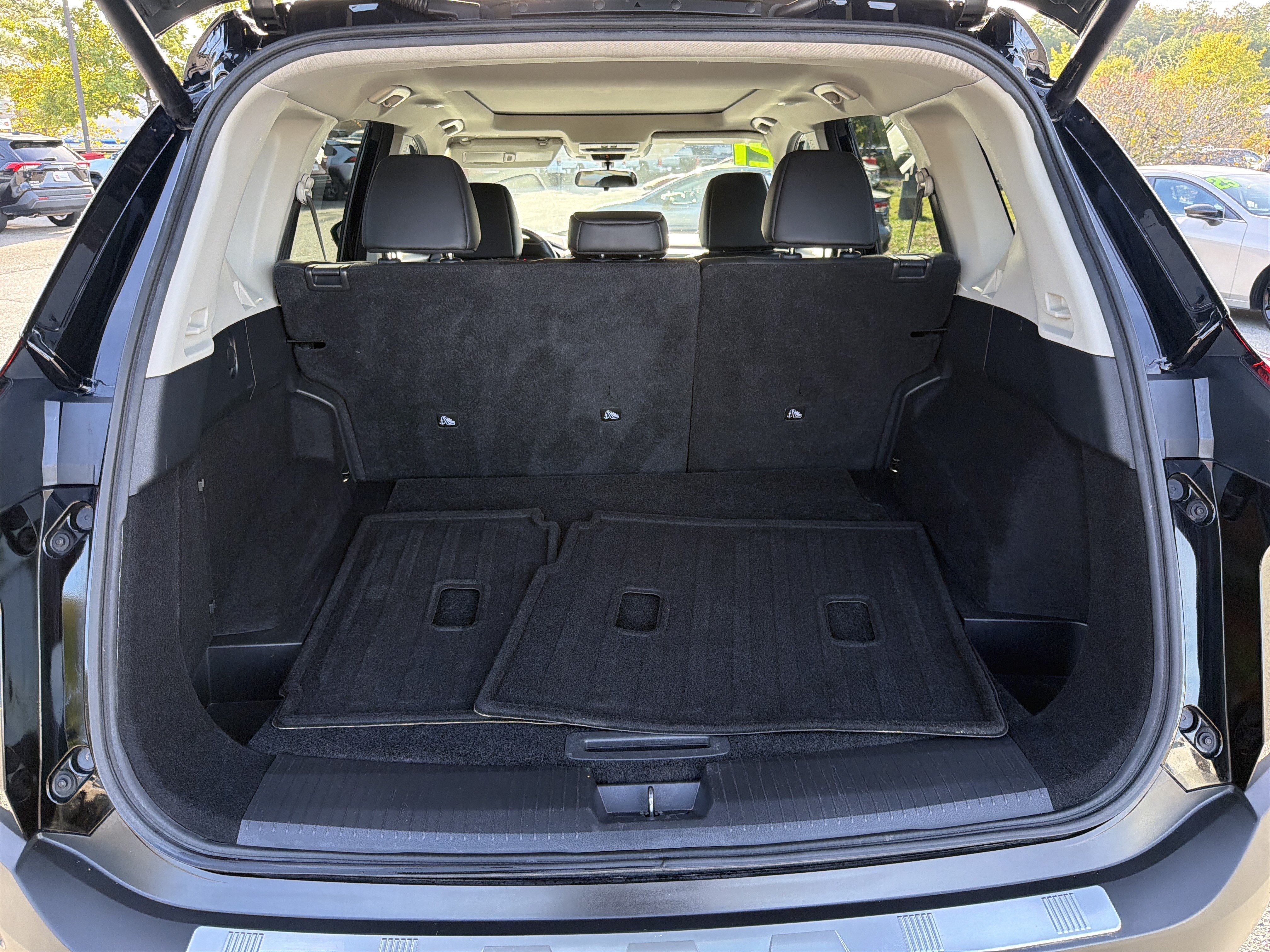 Used 2021 Nissan Rogue SV w/ Premium Package AWD/4WD image 29