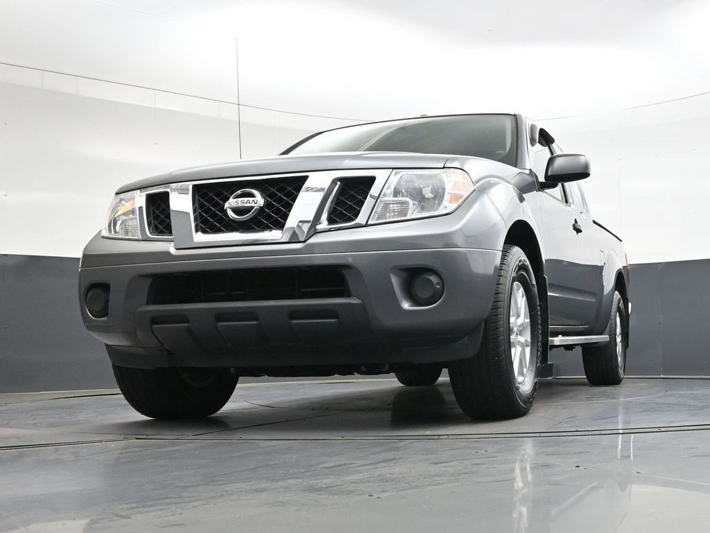 Used 2018 Nissan Frontier SV image 35