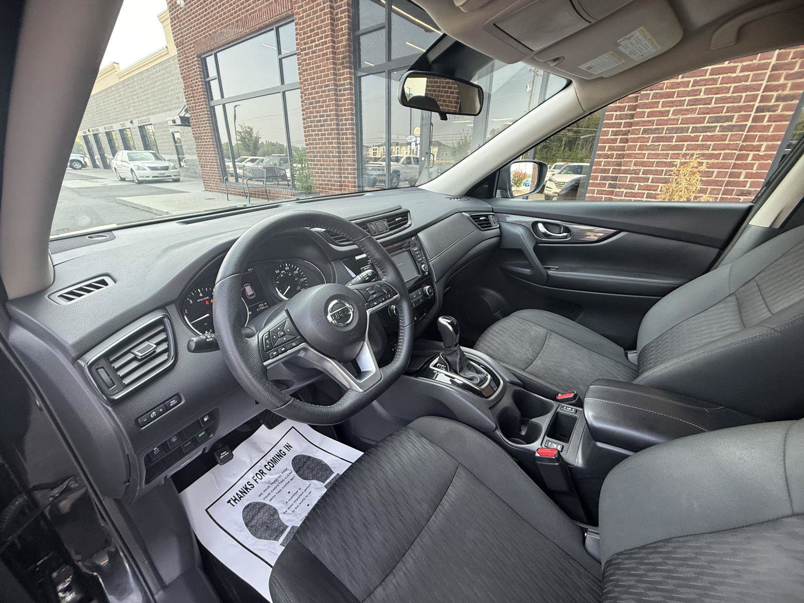 Used 2020 Nissan Rogue S w/ Special Edition Package FWD image 18