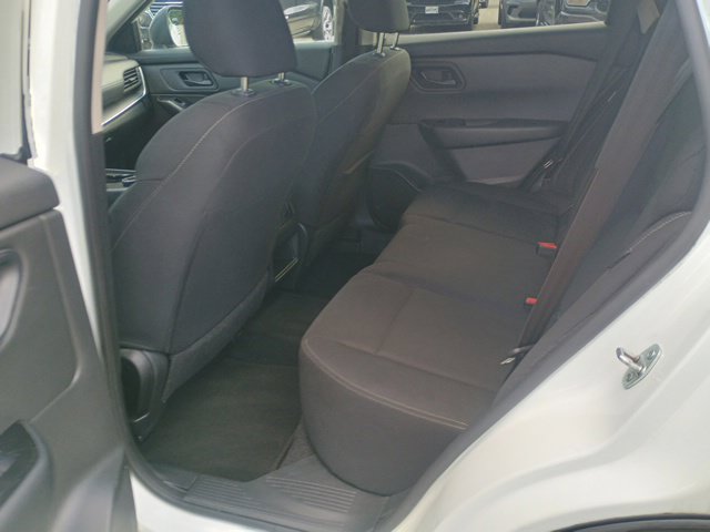 Used 2024 Nissan Rogue S AWD/4WD image 21