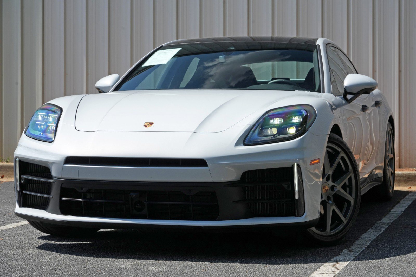 Used 2025 Porsche Panamera w/ Premium Package RWD image 3