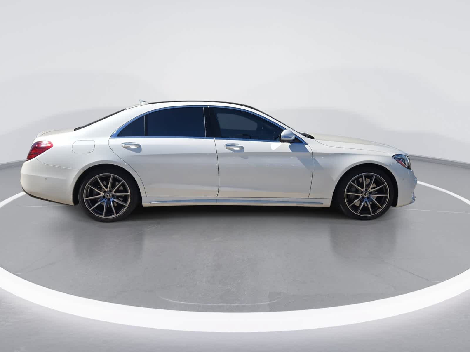 Used 2020 Mercedes-Benz S 560 Sedan image 9