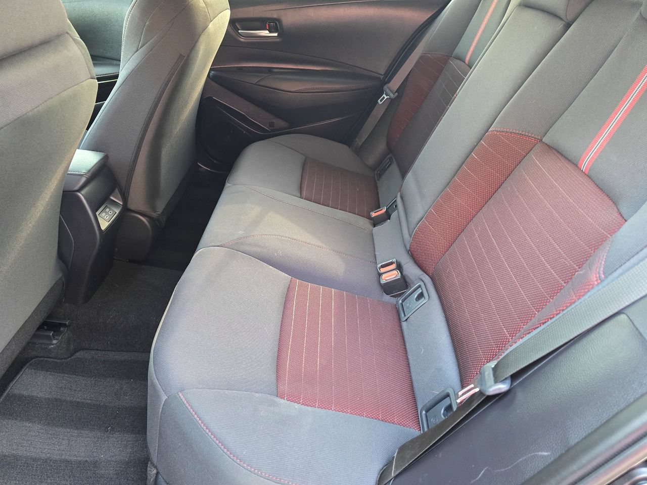 Used 2024 Toyota Corolla SE FWD image 23