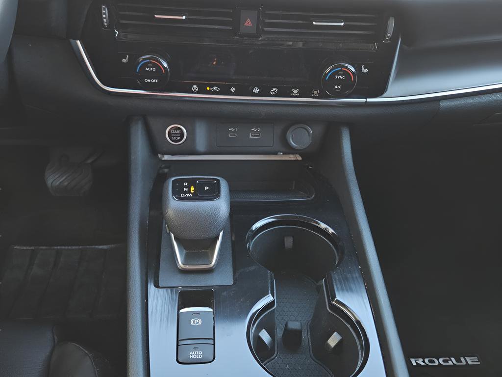 Used 2023 Nissan Rogue SV w/ SV Premium Package image 24