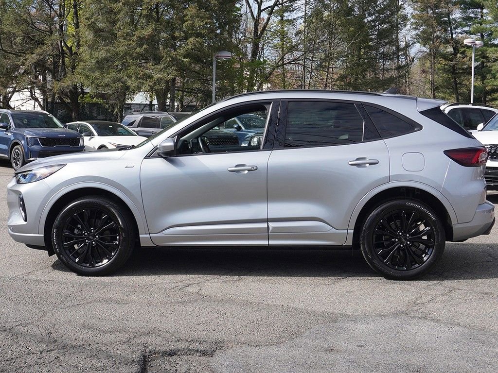 Used 2023 Ford Escape ST-Line Elite image 17