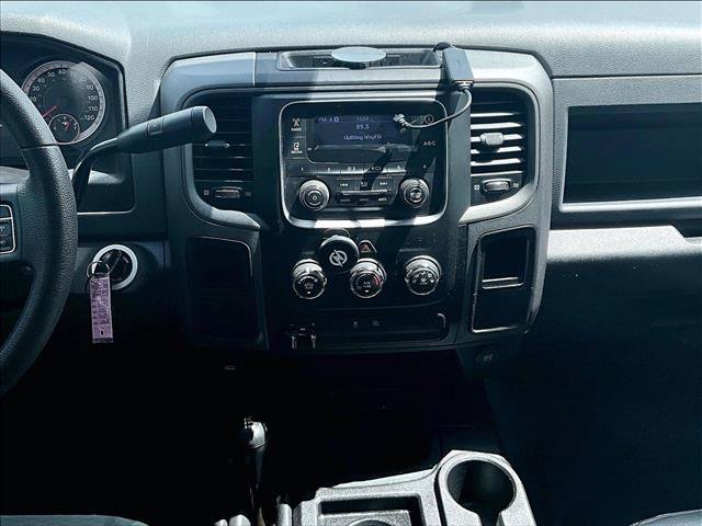 Used 2016 RAM 2500 Tradesman w/ Chrome Appearance Group AWD/4WD image 8