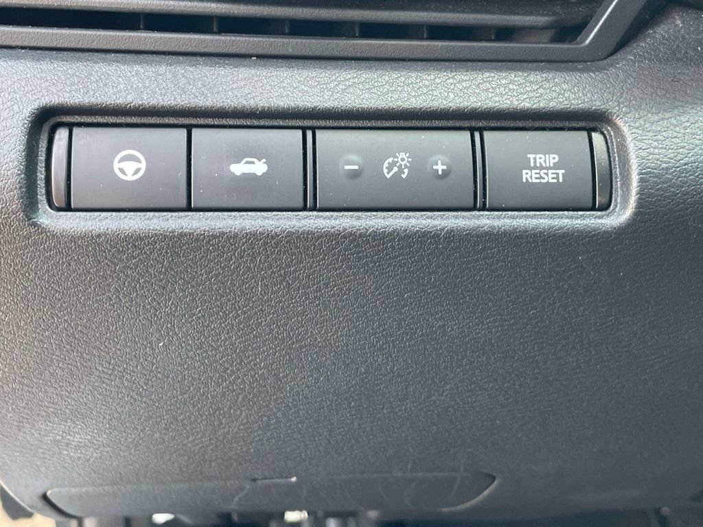 Used 2019 Nissan Altima 2.5 Platinum AWD/4WD image 21