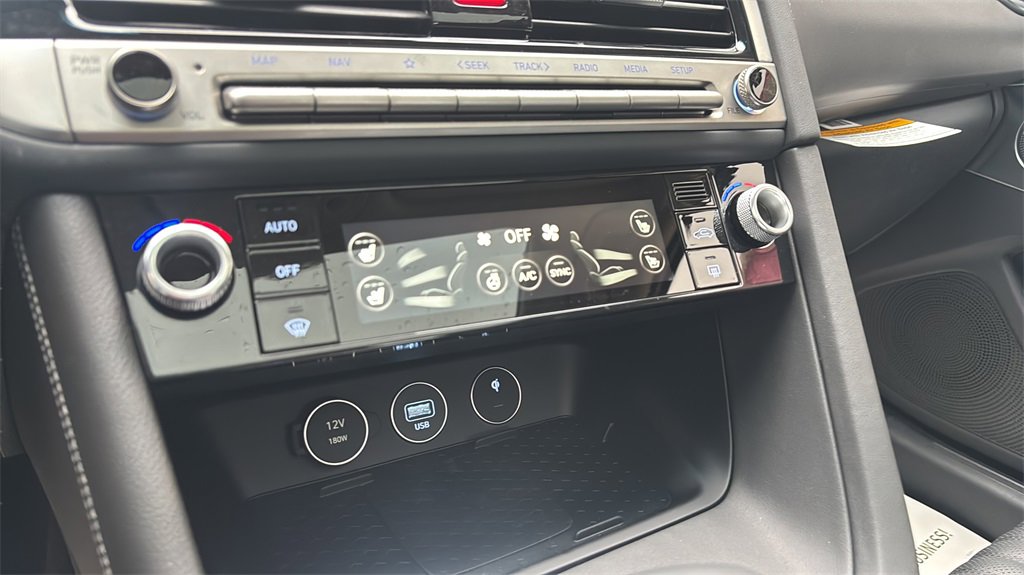 New 2026 Genesis G70 2.5T Prestige image 24