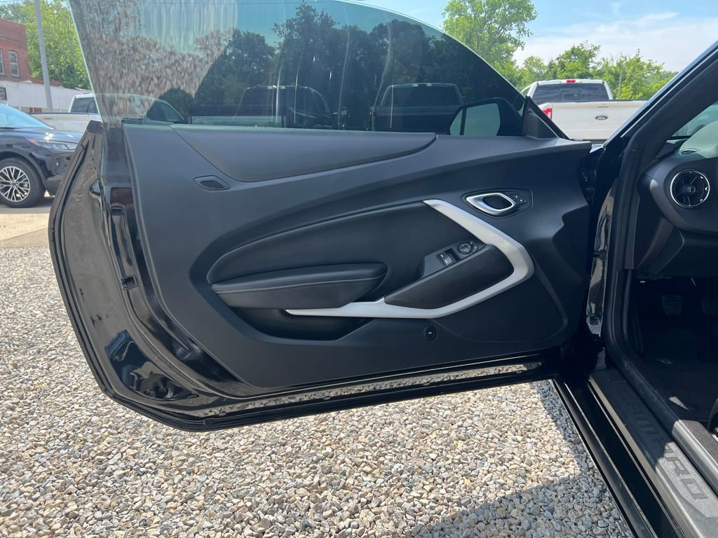 Used 2022 Chevrolet Camaro LT image 11
